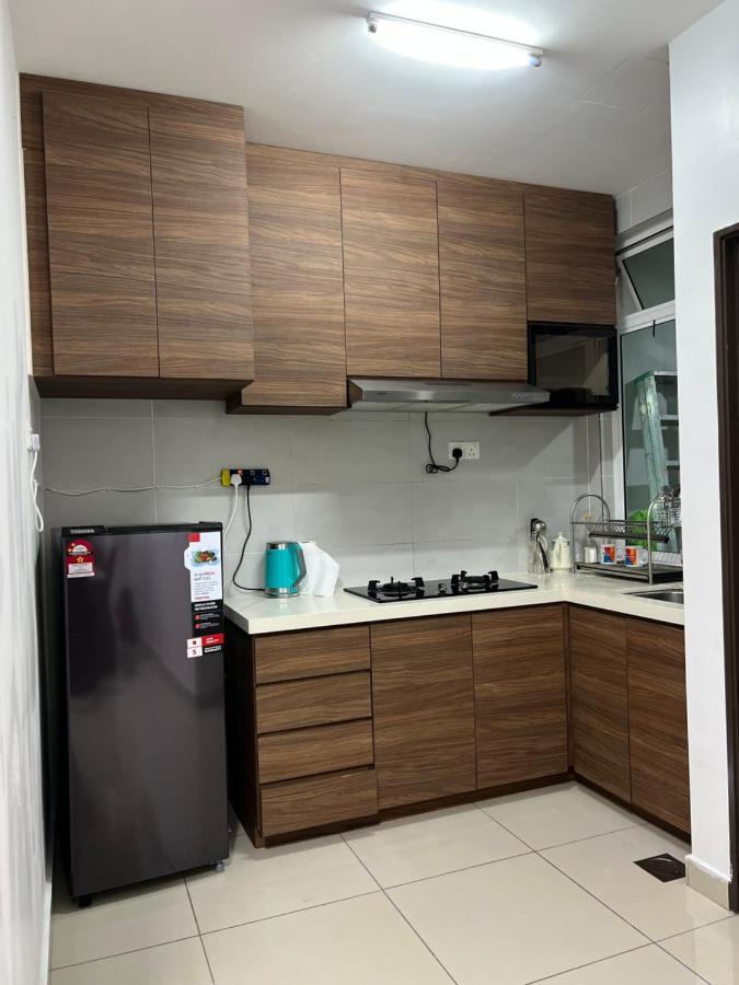 Ilsham Guest House @ Seroja Hills Bbst سيبانغ المظهر الخارجي الصورة