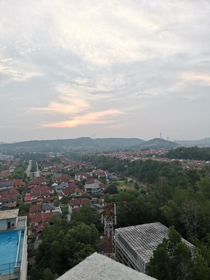 Ilsham Guest House @ Seroja Hills Bbst سيبانغ المظهر الخارجي الصورة